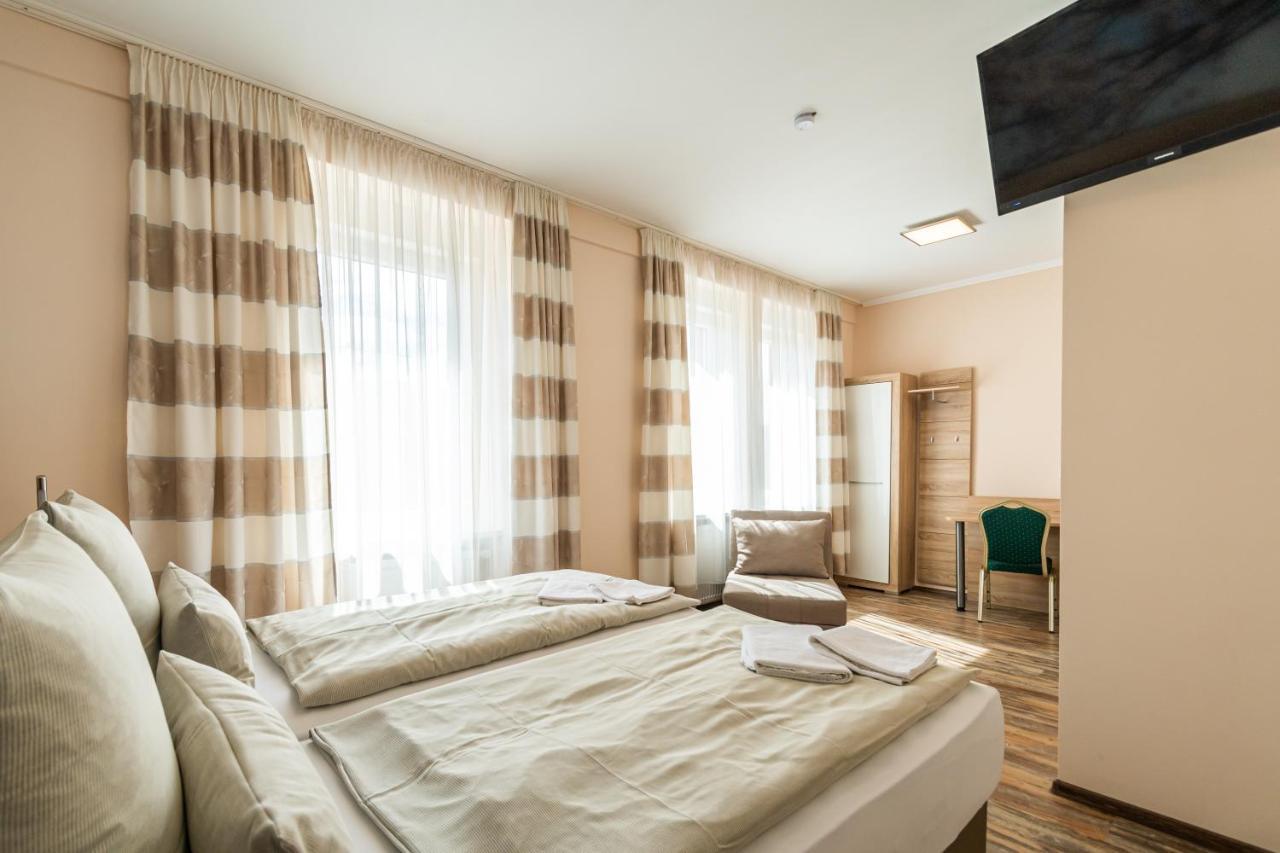 Hotel Mettlacher Hof Екстериор снимка