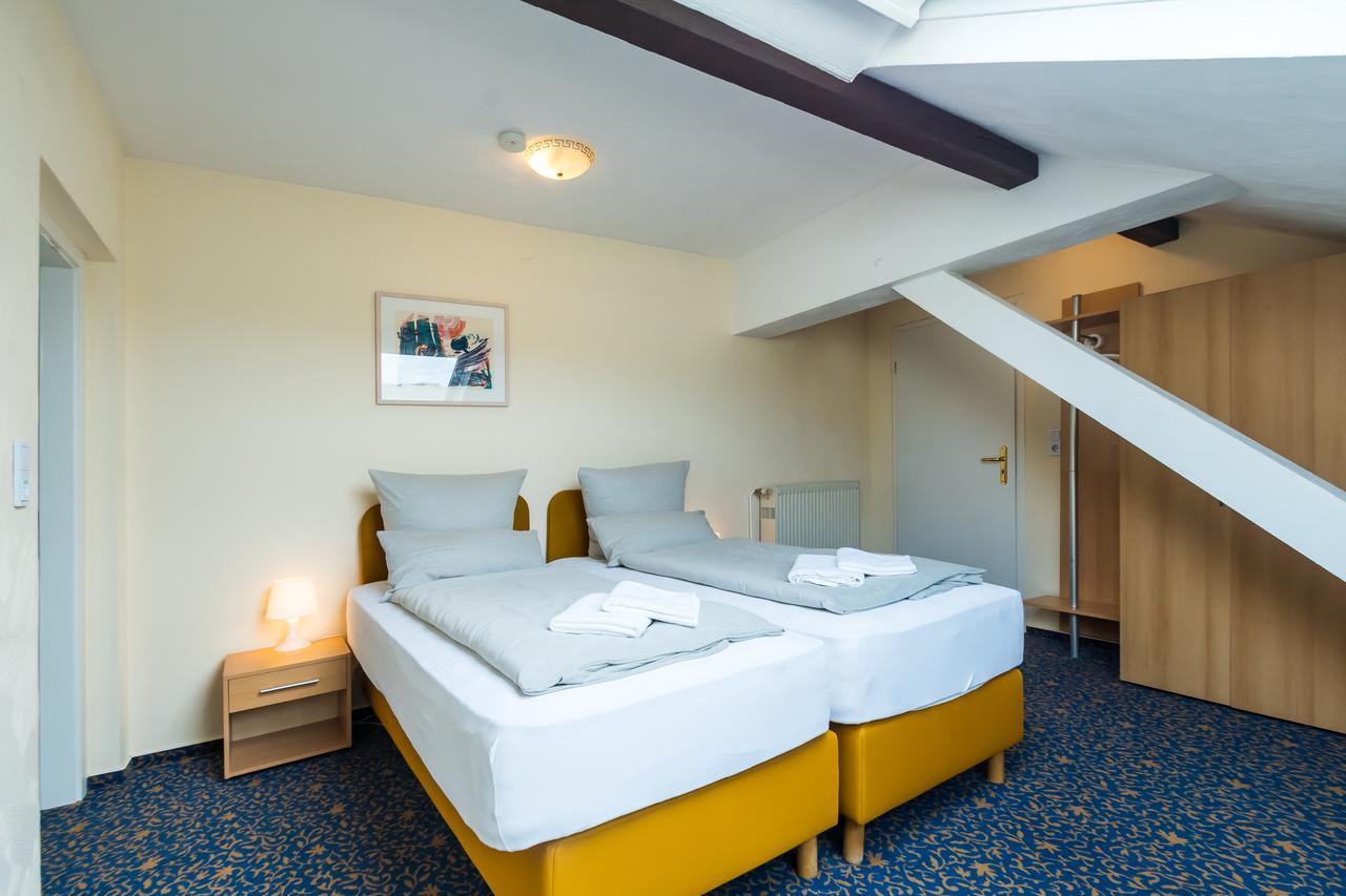 Hotel Mettlacher Hof Екстериор снимка
